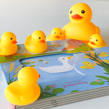 Load image into Gallery viewer, Rubber Ducks Set
